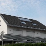 Dach mit Photovoltaik Solaranlage